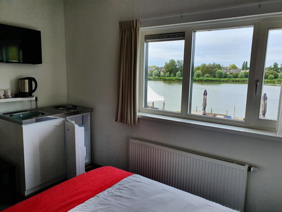 Hotel Restaurant Lakeside Uithoorn Eksteriør bilde
